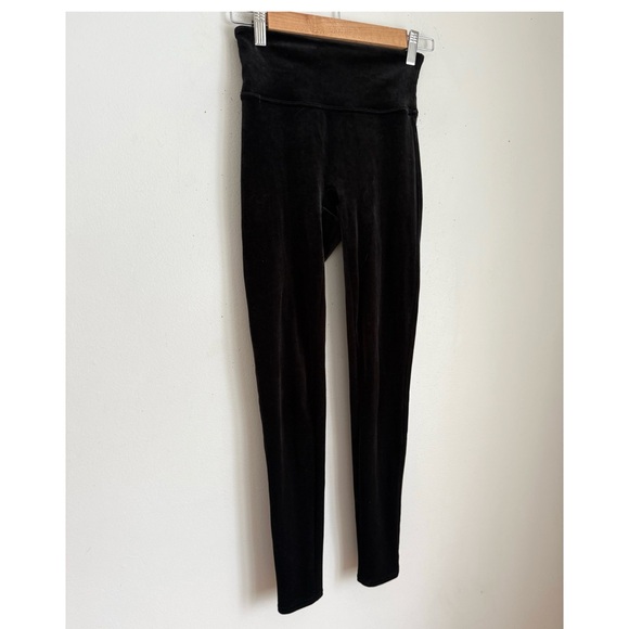 SPANX Velvet Leggings in Black - Picture 5 of 7